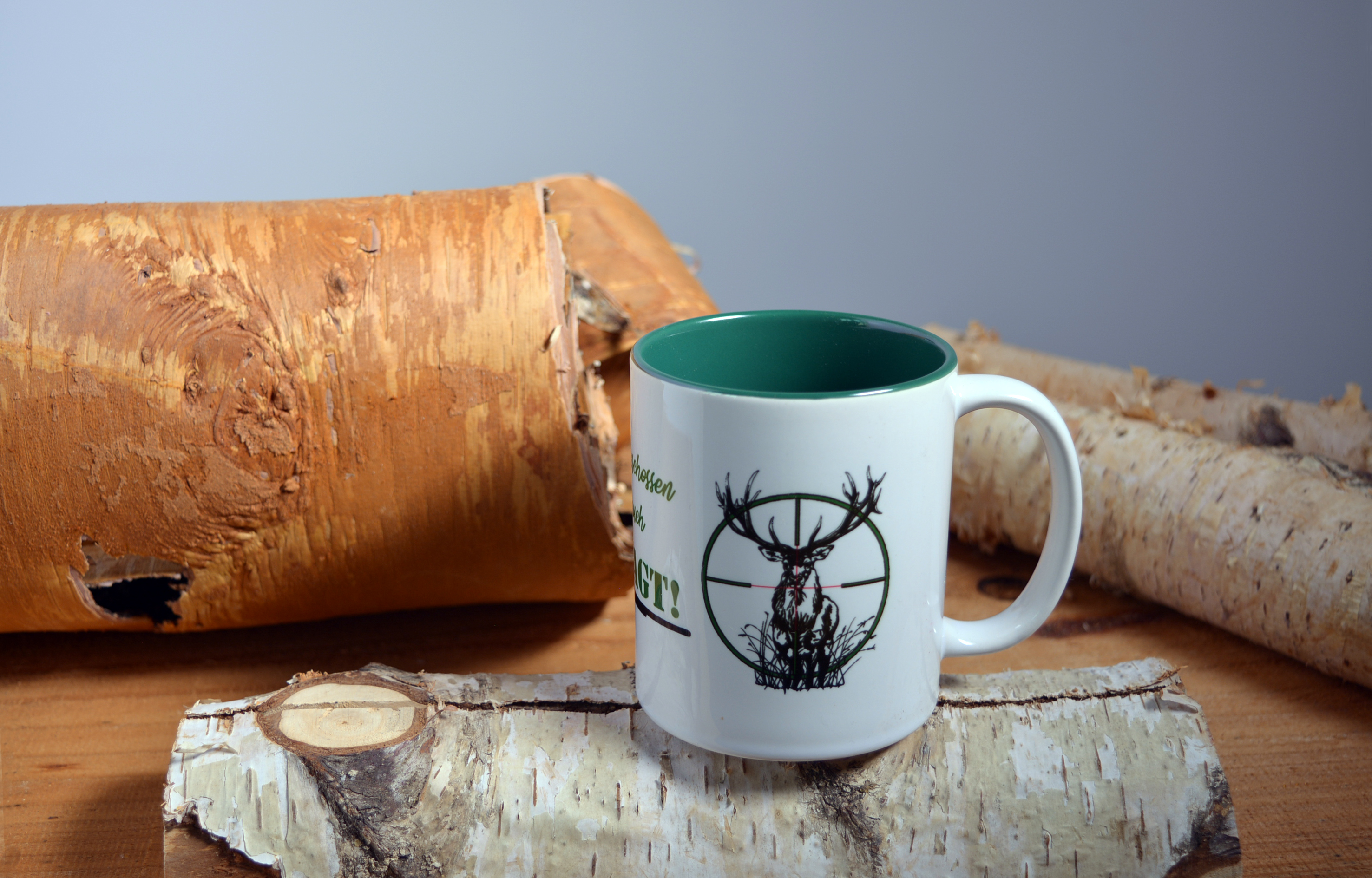 Becher, Jagdmotiv mit Hirsch