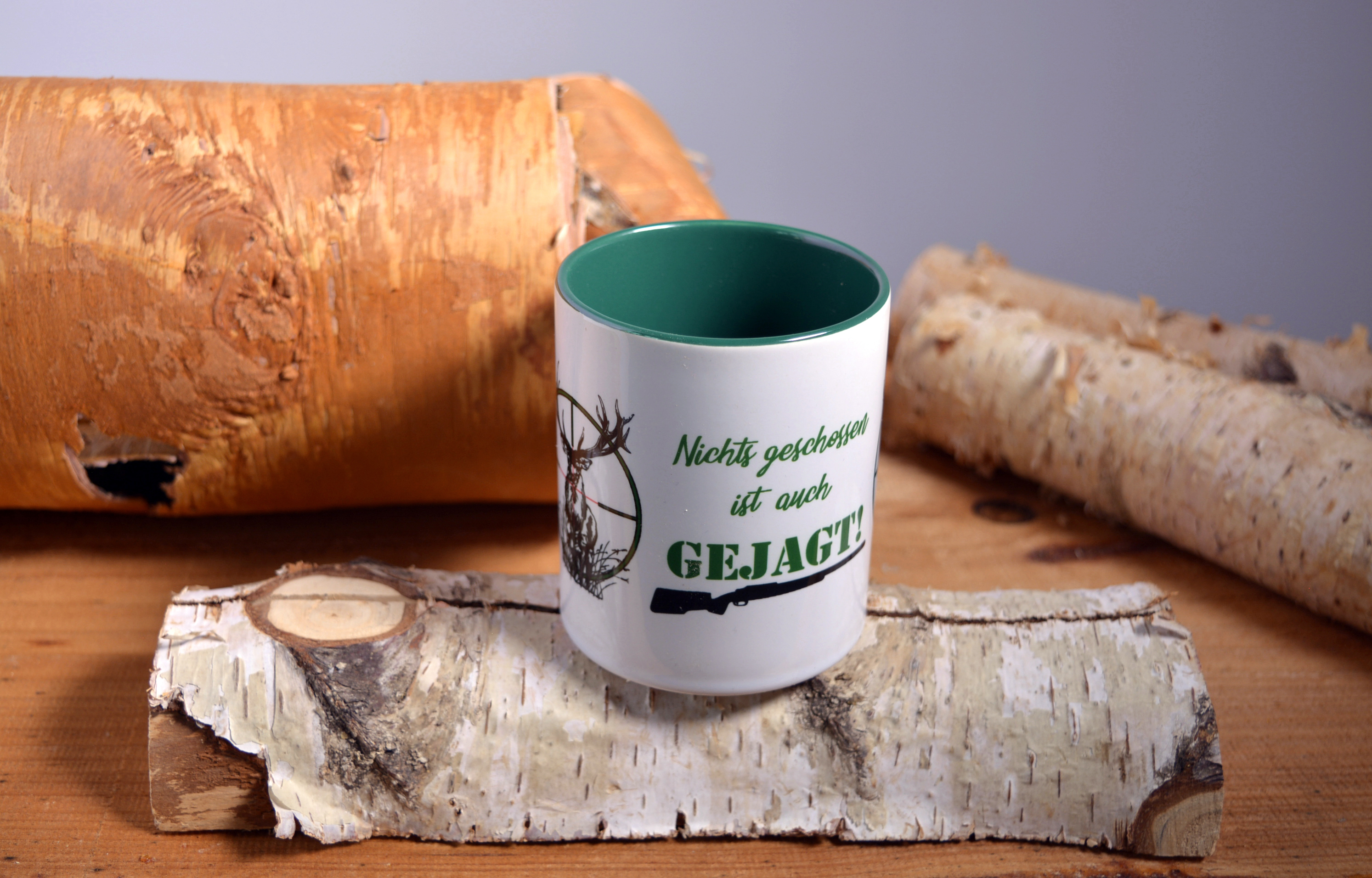 Becher, Jagdmotiv mit Hirsch